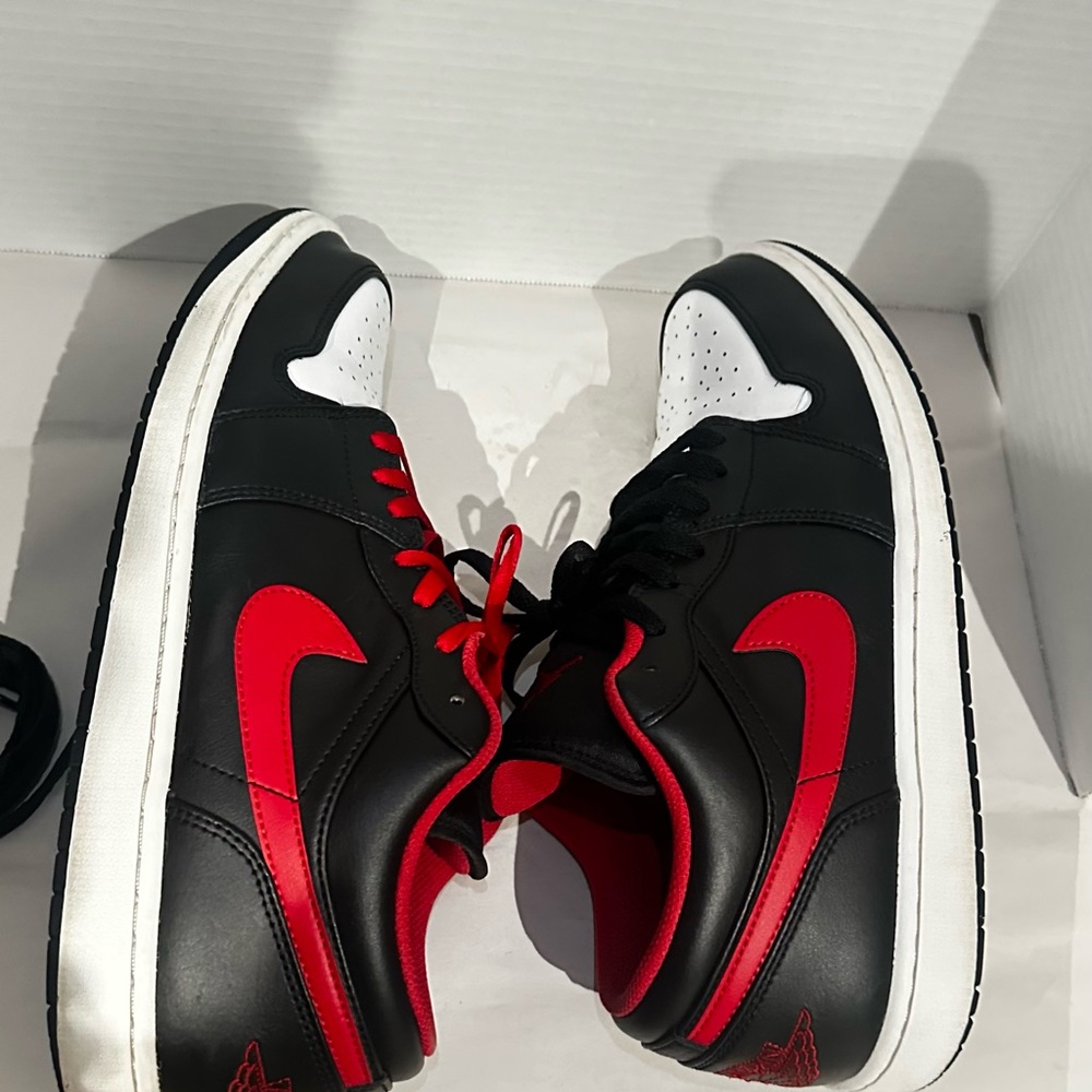 Jordan 1 black toe low - Picture 5 of 7